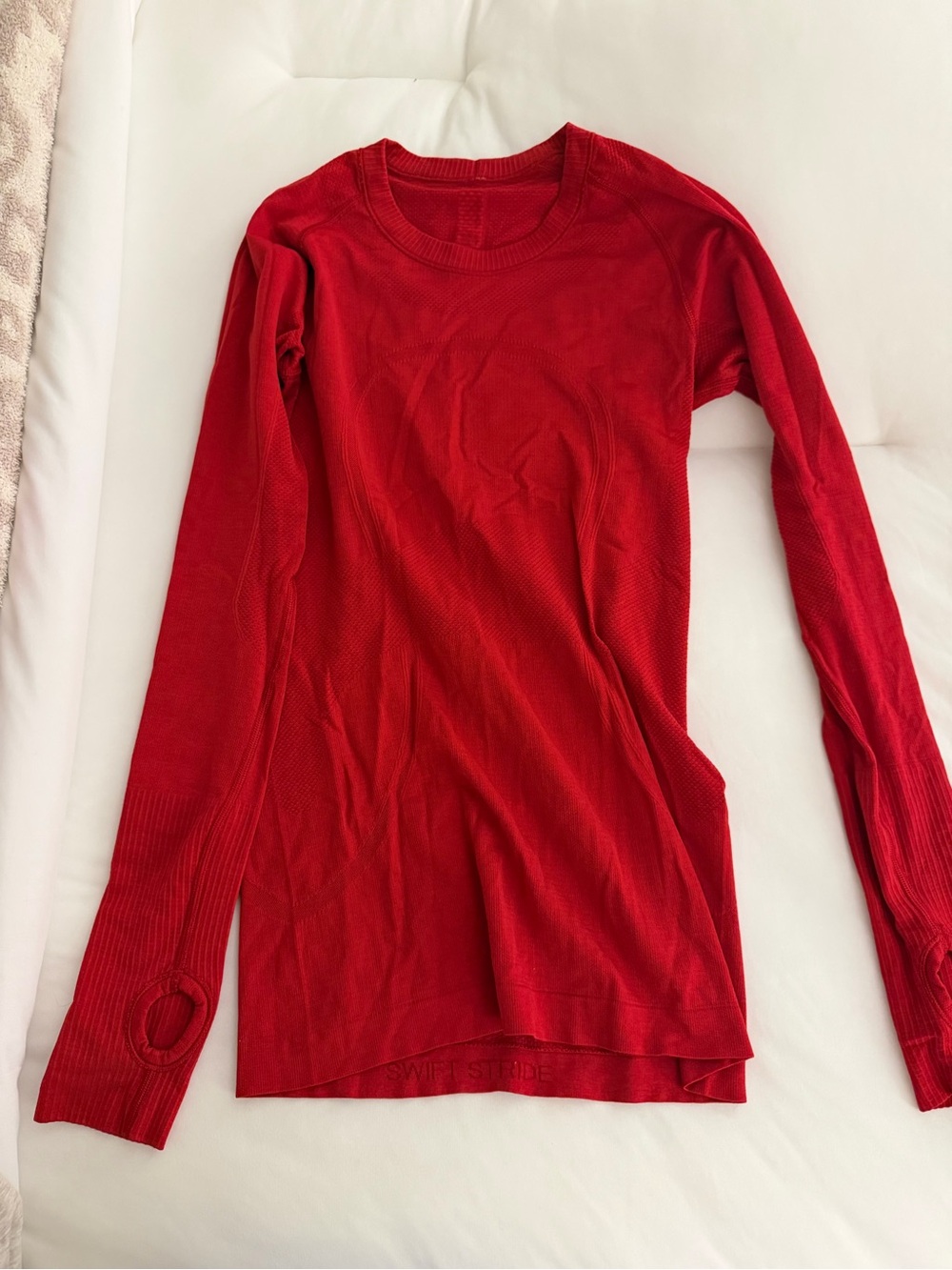 Lulu Women's Red Long-Sleeve Seamless Crewneck Top